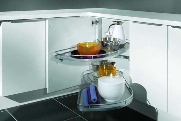 Base semiangolare con ripiani estraibili - Base semiangolare con ripiani estraibili e orientabili